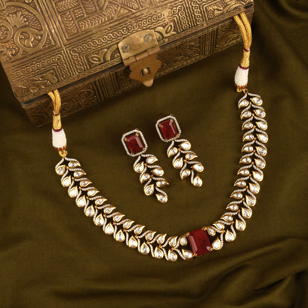 Alka Polki Necklace Set