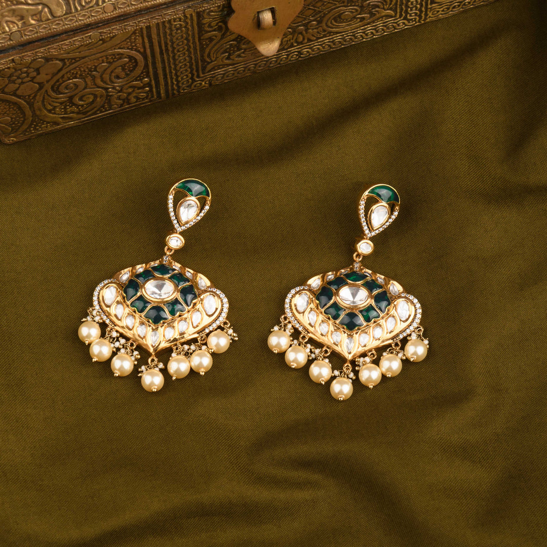 Adiba Polki and Pearl Necklace Set