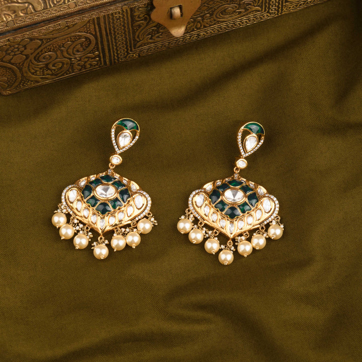 Adiba Polki and Pearl Necklace Set
