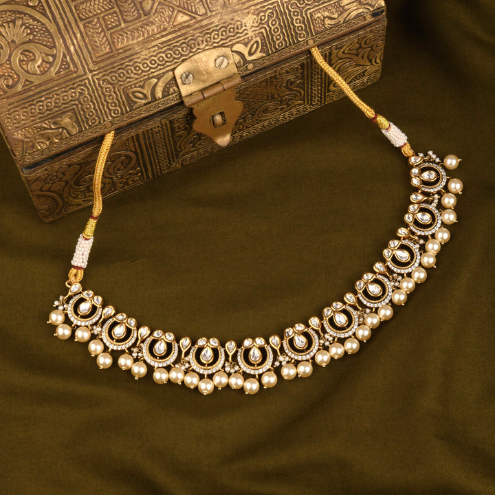Yasmin Polki and Pearl Necklace Set