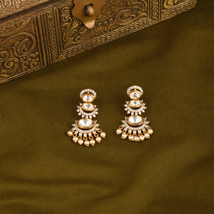 Ayushi Polki and Pearl Necklace Set