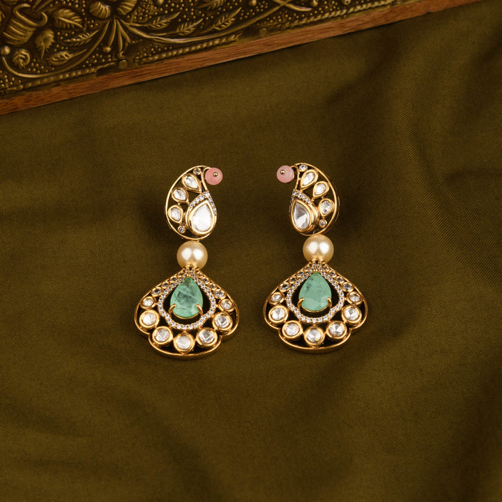Kashaf Polki and Pearl Necklace Set