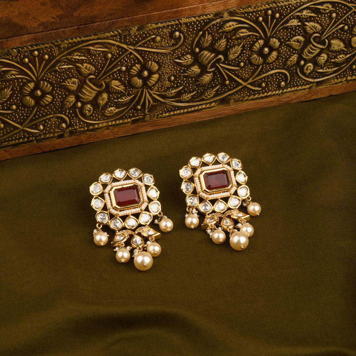 Asiya Polki and Pearl Necklace Set