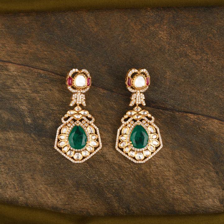 Chhavi Polki and Pearl Choker Set