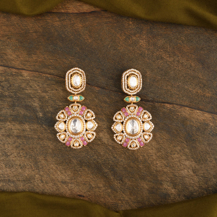 Sabah Polki and Pearl Necklace Set