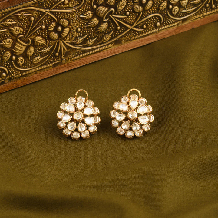 Riddhi Polki and Pearl Choker Set