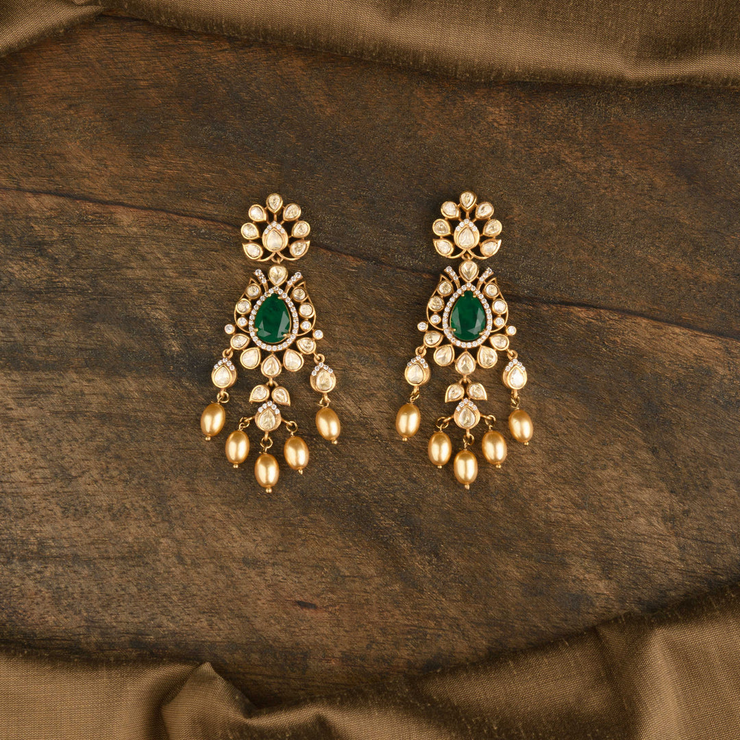 Mansi Polki and Pearl Choker Set