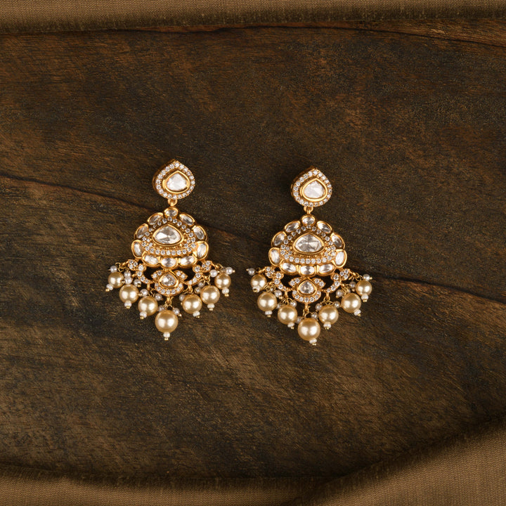 Aanchal Polki and Pearl Choker Set
