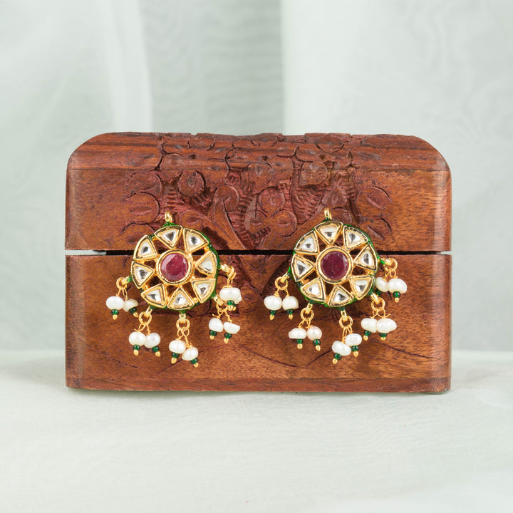 Aakriti Navratan Necklace Set