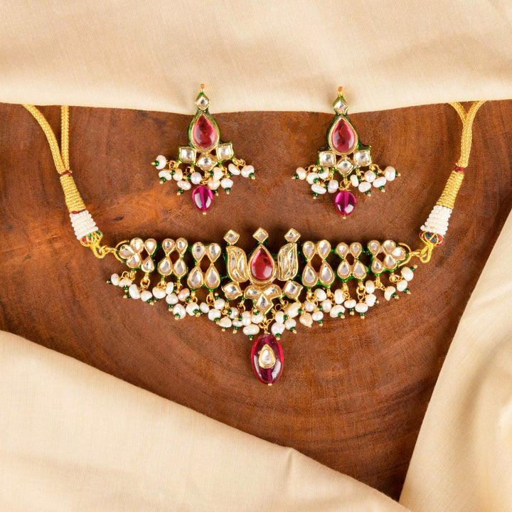 Puruvi Polki and Pearl Choker Set