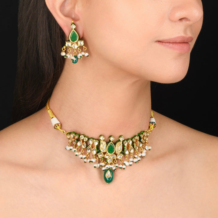 Puruvi Polki and Pearl Choker Set