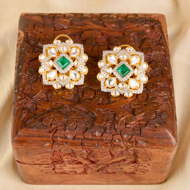 House of MISU in Vaanshi Emerald Polki Necklace Set