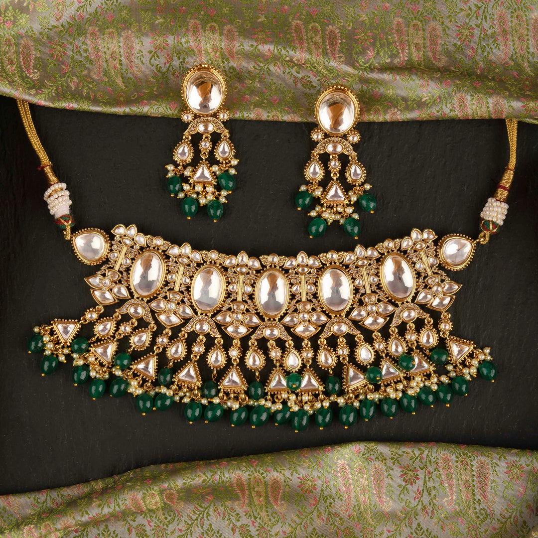 Niravi Polki Choker Set