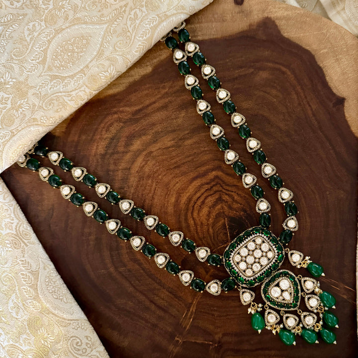 Mysha Emerald and Polki Necklace Set