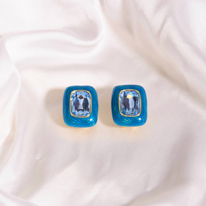 Snow Enamel Studs