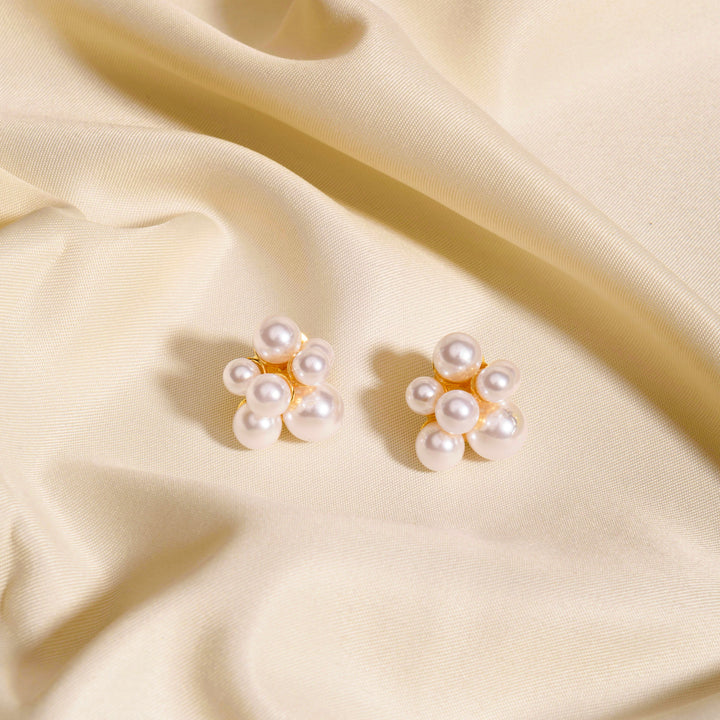 Aria Pearl Studs