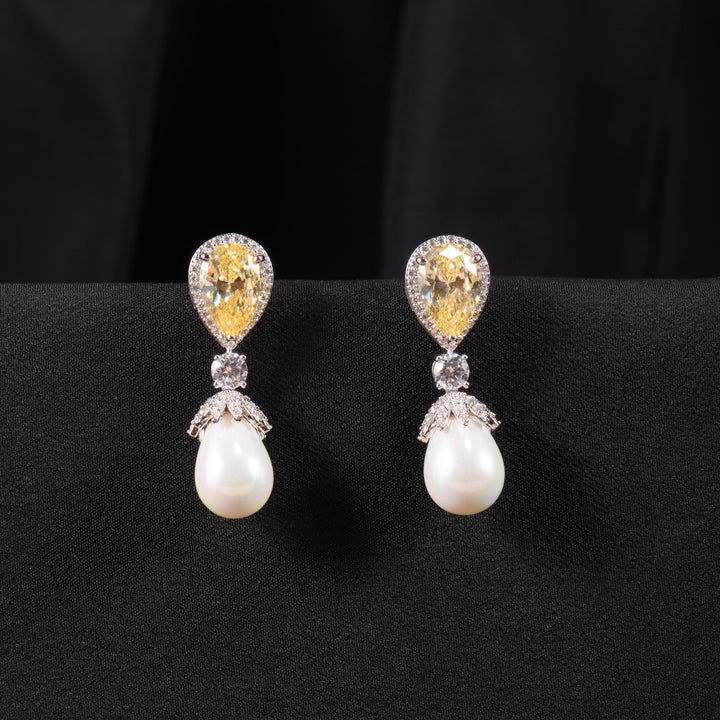 Selene Diamond Earrings