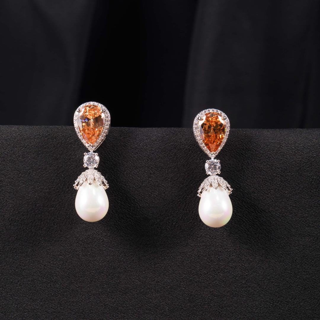 Selene Diamond Earrings