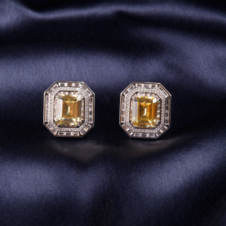 Mariana Diamond Studs