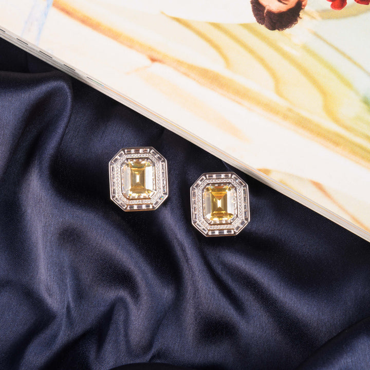 Mariana Diamond Studs