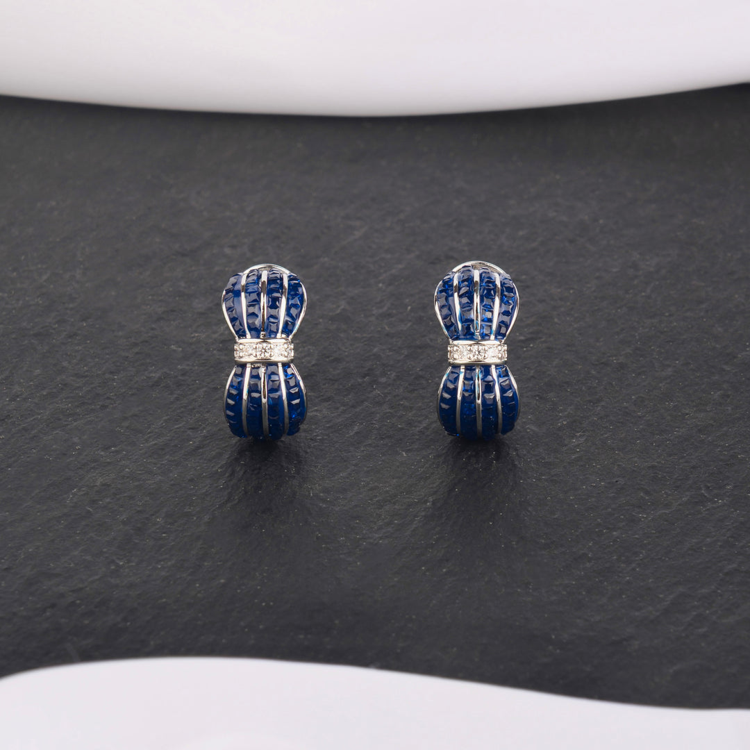Briar Bow Studs