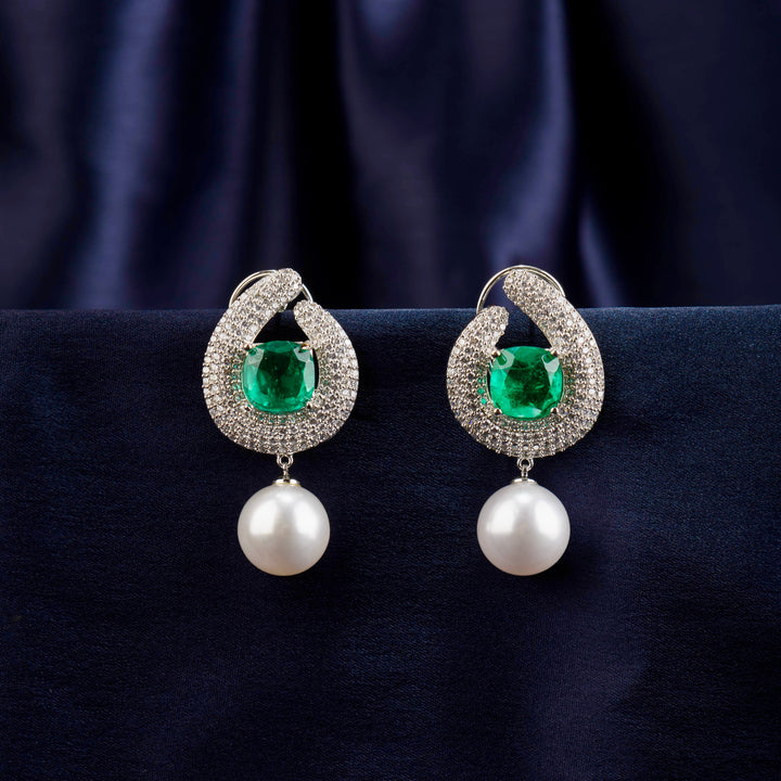 Loreen Diamond and Pearl Studs