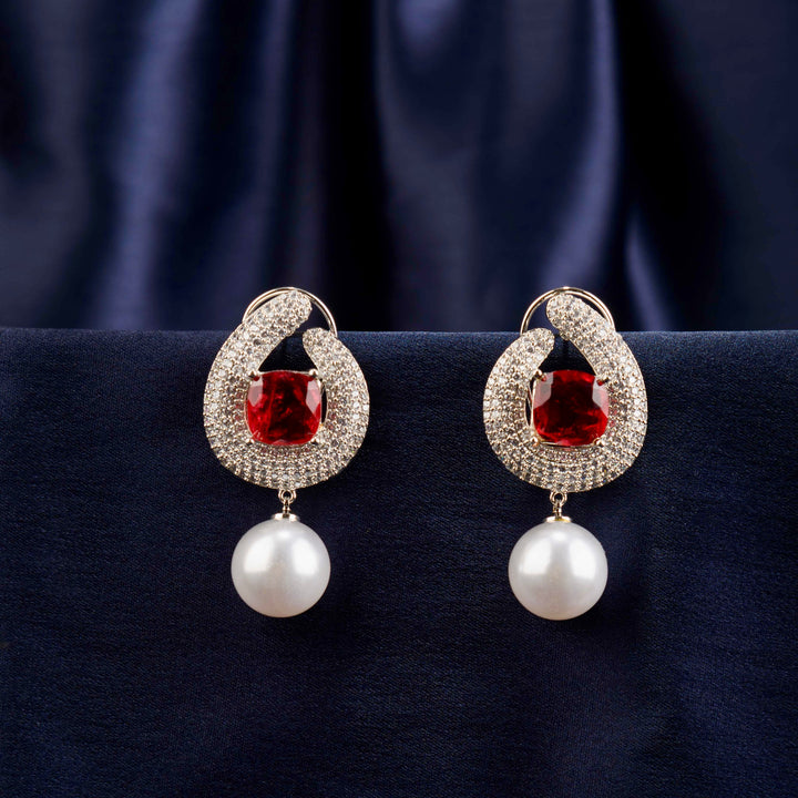 Loreen Diamond and Pearl Studs