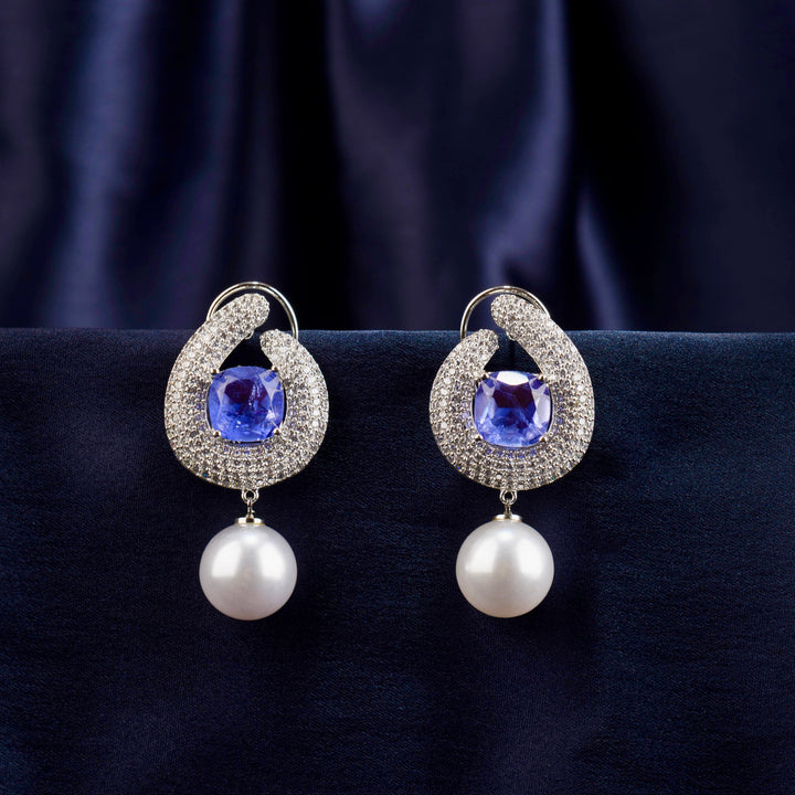 Loreen Diamond and Pearl Studs