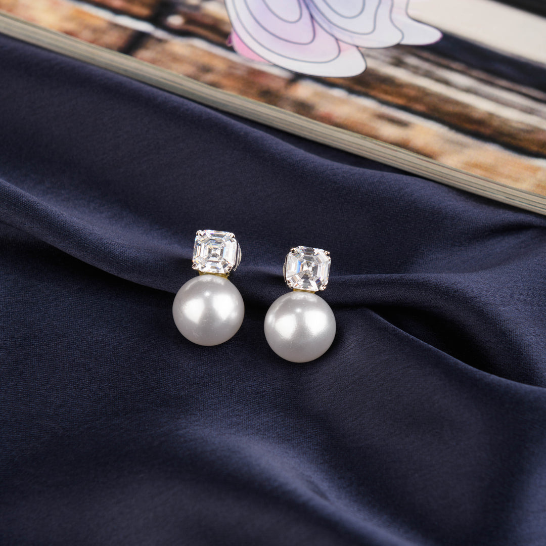 Melisa Diamond and Pearl Studs