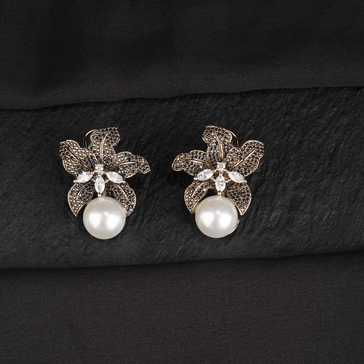 Diane Victorian Studs