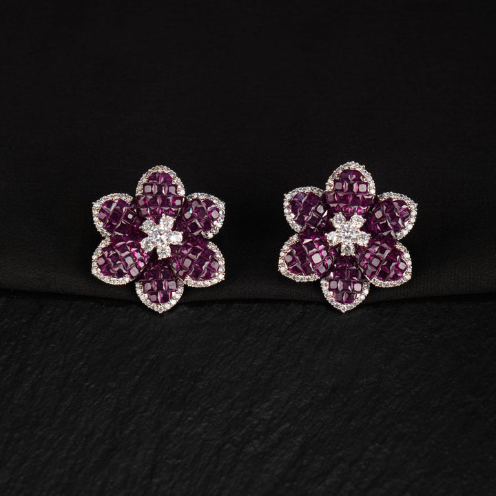 Eveline Flower Studs