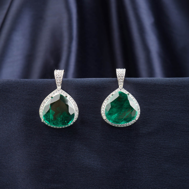 Clara Emerald Earrings