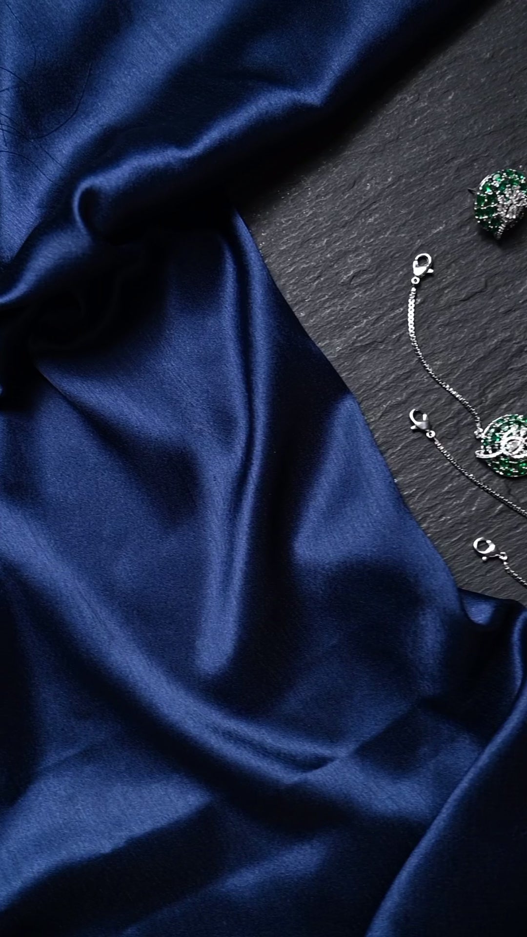 Aura Diamond Choker Set