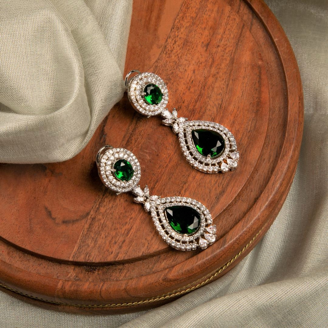 Hazel Emerald Diamond Necklace Set