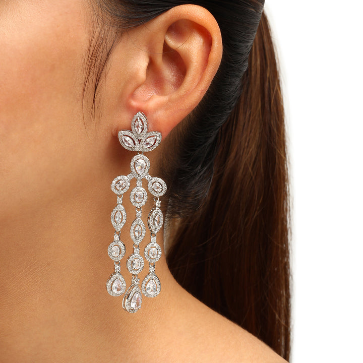 Lara Dimaond Earrings