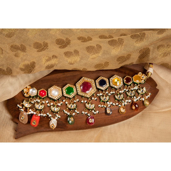 Aahana Navratan Choker Set