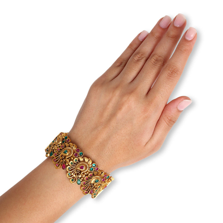 Aashirya Red and Green Traditional Kada