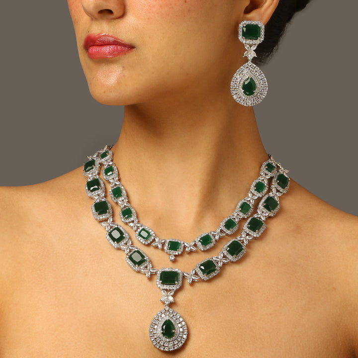 Ela Emerald Dimaond Necklace Set