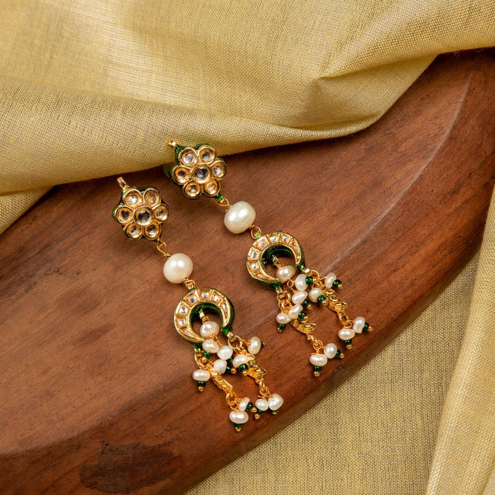 Rabhya Polki and Pearl Necklace Set