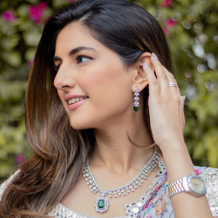 Meher Taluja in Reha Diamond Necklace Set