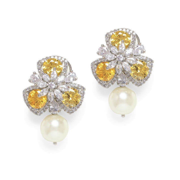 Elma Diamond Pearl Earrings